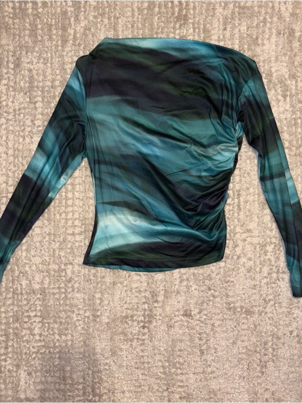 SHEIN Green Long Sleeve Asymmetrical Shirt - Picture 2 of 7
